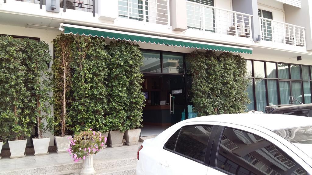 科拉特广场酒店 呵叻 外观 照片